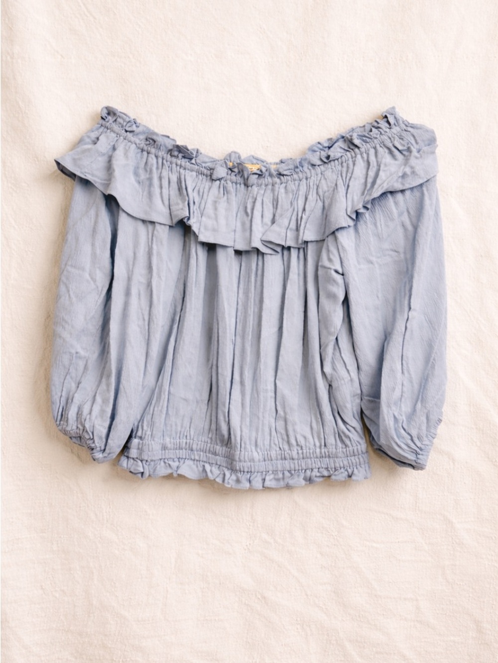 Stellah off shoulder Light Blue Off-Shoulder Ruffle Peasant Top size medium
